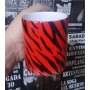 Estampado rojo negro taza