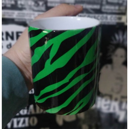 Estampado verde negro color taza