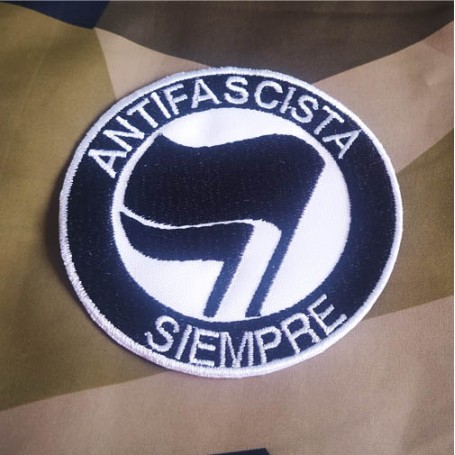 antifascista siempre parche bordado