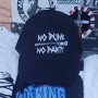 No punk no party gorra REBAJADA